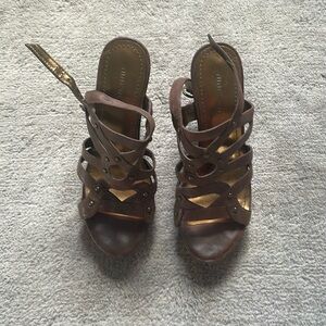 Wedge sandals